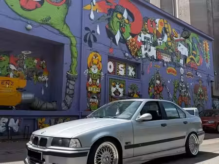 BMW Série 3 328i 2.8 193
