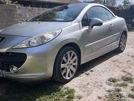 Peugeot 207 CC 1.6 HDi 110