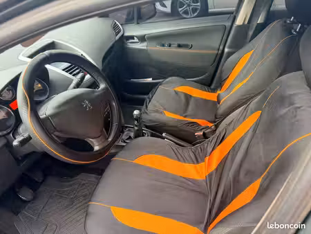 Peugeot 207 1.6 HDi 90