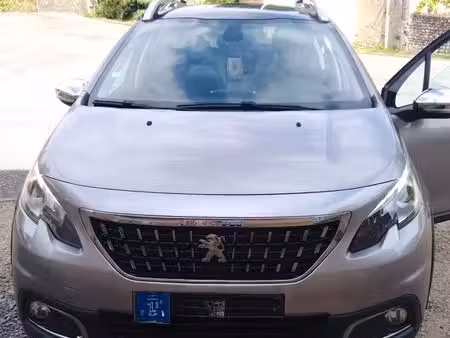 Peugeot 2008 1.2 PureTech 110