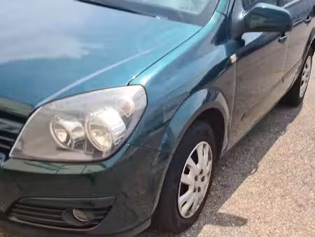 Opel Astra 1.6 105 Sport