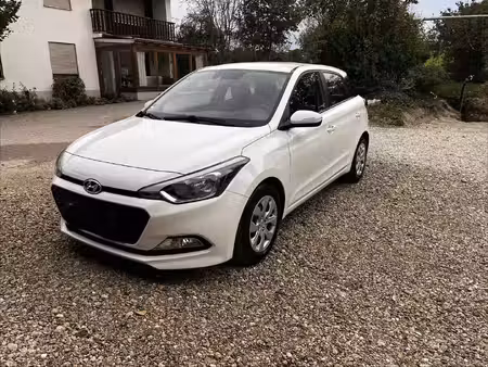 Hyundai i20 1.2 84 Trend