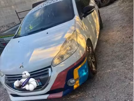 Peugeot 208 1.6 THP 208