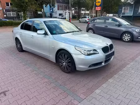 BMW Série 5 520i 2.2 170