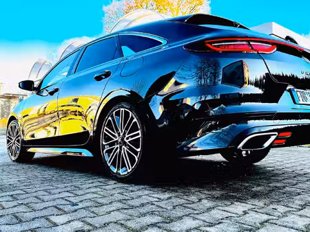 Kia Ceed 1.6 T GDi 204