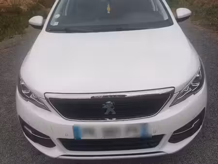 Peugeot 308 1.5 HDi 130