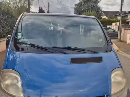 Renault Trafic 2.0 dCi 90