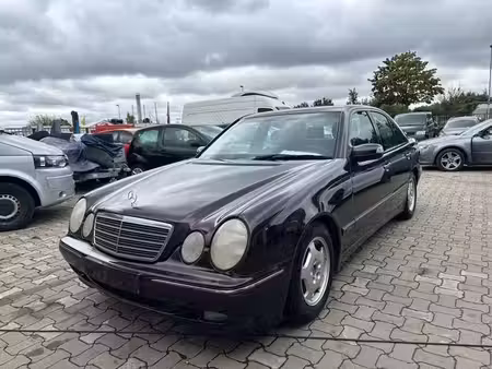 Mercedes-Benz Classe E E 200 Elegance