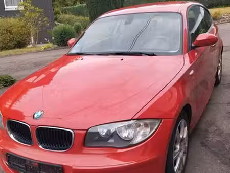 BMW Série 1 118i 2.0 143