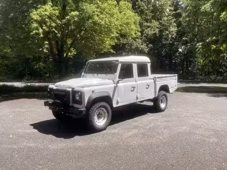 Land Rover Defender TD4 2.4 122 S