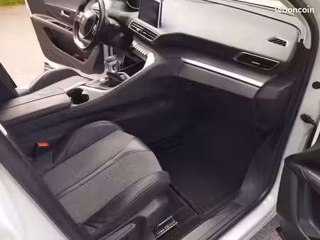 Peugeot 3008 1.5 HDi 130