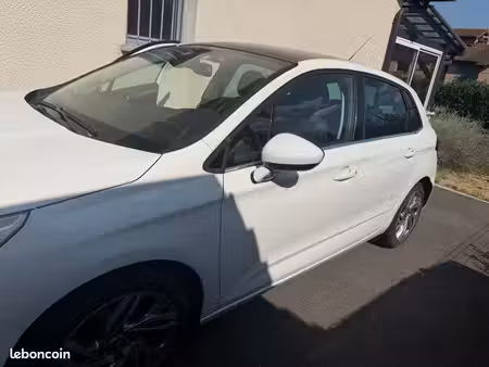 Citroën C4 1.6 VTi 120