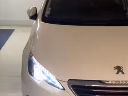 Peugeot 308 1.2 THP 130
