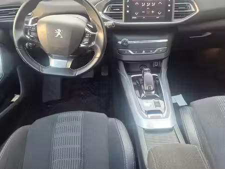 Peugeot 308 1.2 THP 130