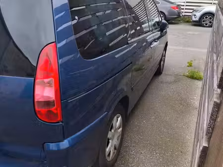 Peugeot 807 2.0 136