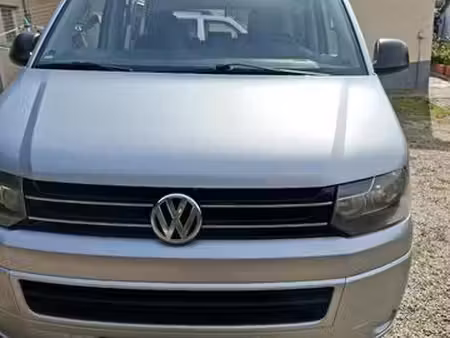 Volkswagen Transporter T5 2.0 TDI 140