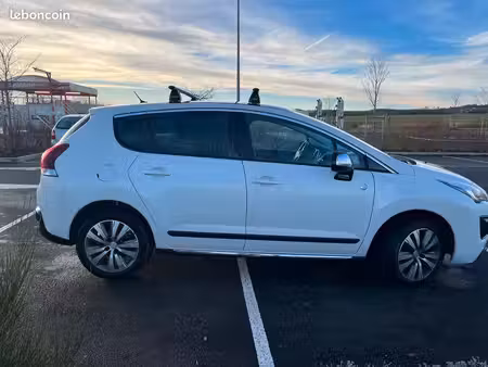 Peugeot 3008 1.5 HDi 130