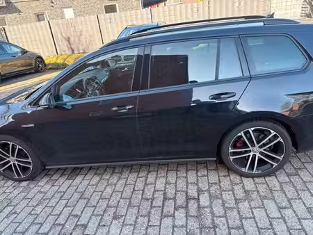 Volkswagen Golf GTD 2.0 TDI 136