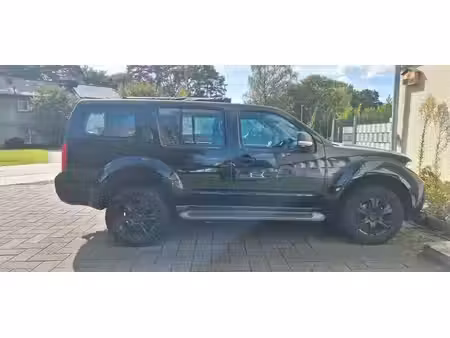 Nissan Pathfinder 2.5 dCi 190 4x4