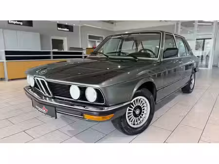 BMW Série 5 528i
