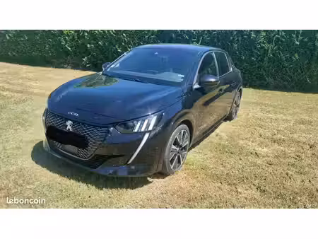 Peugeot 208 1.2 130