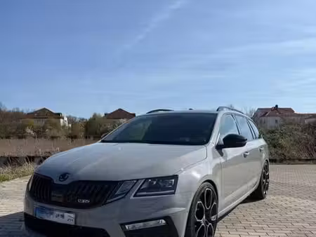 Škoda Octavia RS 2.0 TSI 245