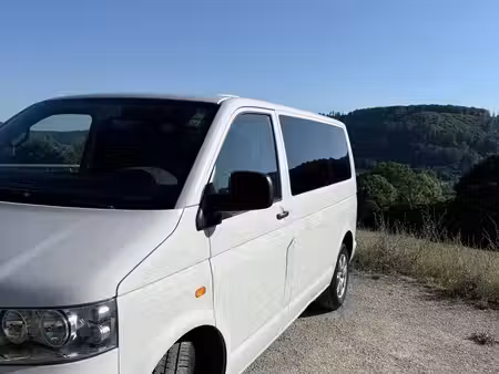 Volkswagen Transporter T5 1.9 TDI 86