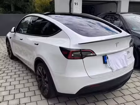Tesla Model Y Performance 4x4