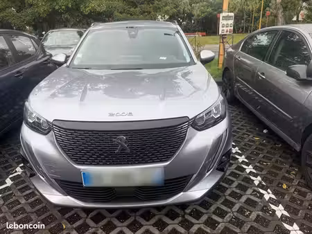 Peugeot 2008 1.2 130