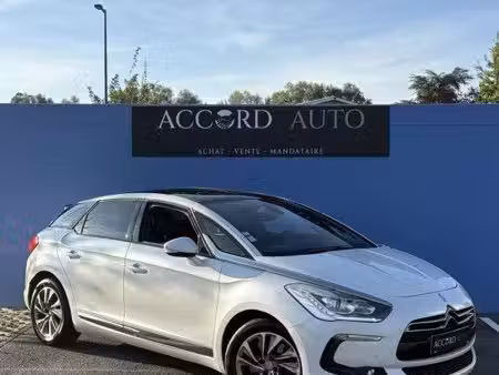 DS 5 2.0 HDi 150
