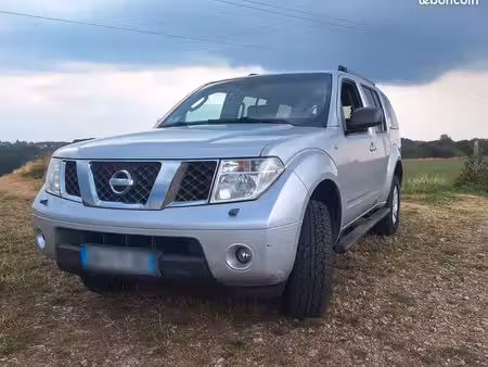 Nissan Pathfinder 2.5 dCi 174 4x4
