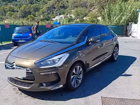 DS 5 2.0 HDi 160