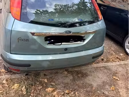 Ford Focus 1.6 100