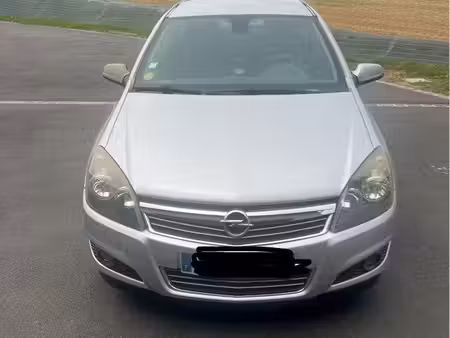 Opel Astra 1.4 100