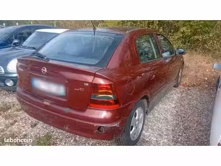 Opel Astra 1.6 100