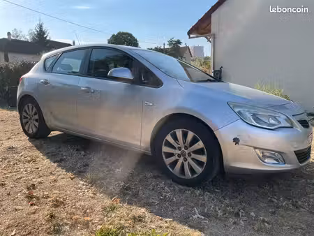 Opel Astra 1.7 CDTI 110