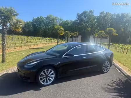 Tesla Model 3 275