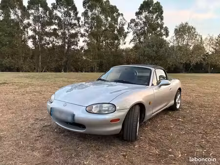 Mazda MX5 1.6 110