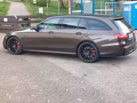 Mercedes-Benz Classe E E 43 AMG V6 3.0 401 4Matic