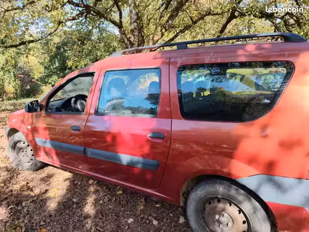 Dacia Logan 