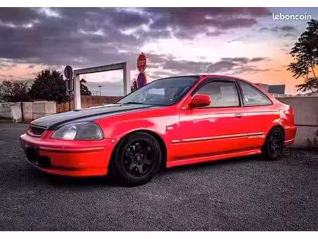 Honda Civic 1.6 125