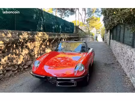 Alfa Romeo Spider Duetto 2.0