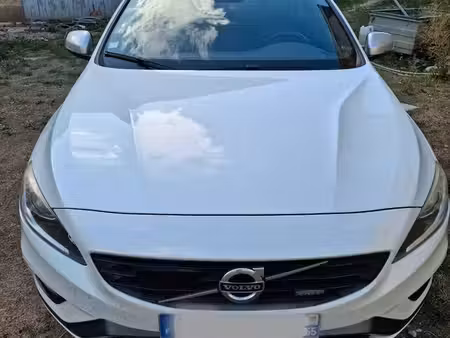 Volvo V60 D4 2.0 181 R Design