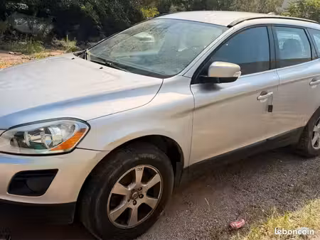 Volvo XC60 2.4 175