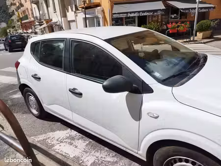 Dacia Sandero 1.0 65