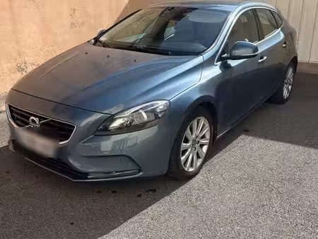 Volvo V40 D2 1.6 115