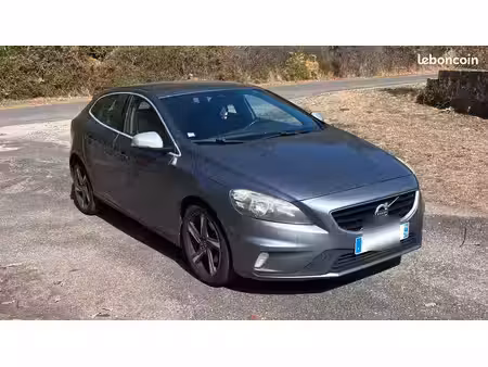 Volvo V40 D2 2.0 120 R Design
