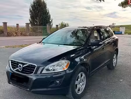Volvo XC60 2.4 175