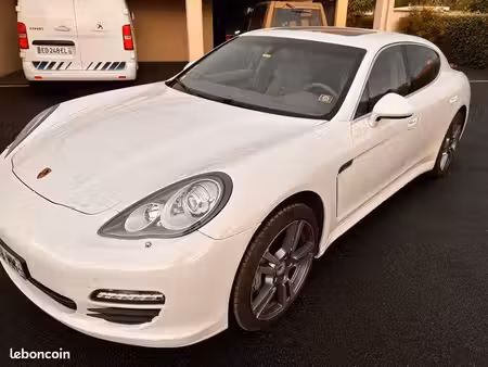 Porsche Panamera V8 4.8 400