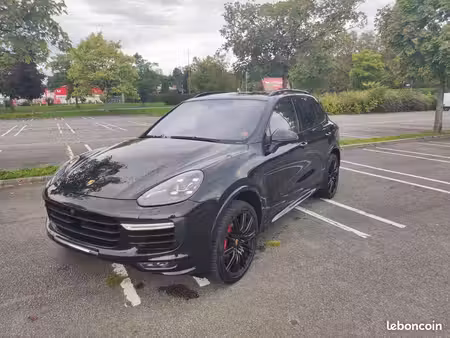 Porsche Cayenne Turbo V8 4.8 520 4x4